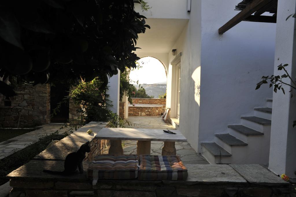Romano Garden House - Land Tales Ájosz Romanósz Szoba fotó