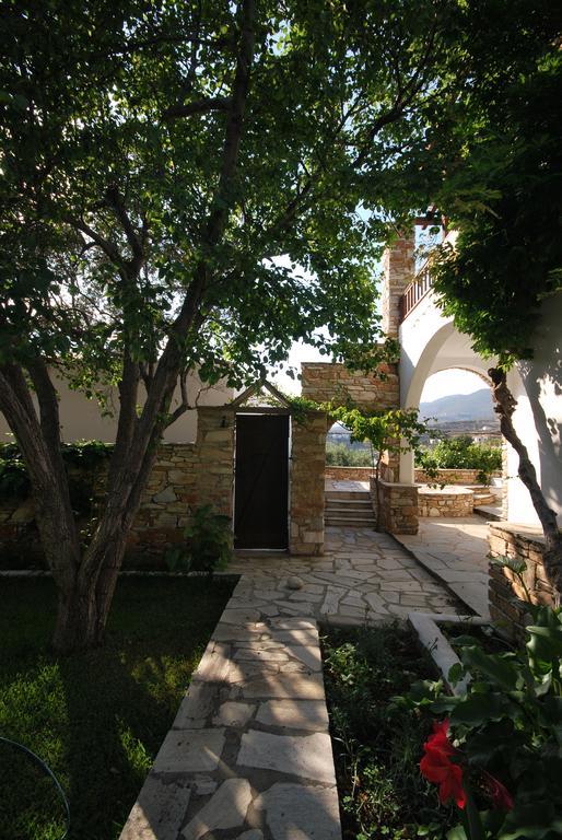 Romano Garden House - Land Tales Ájosz Romanósz Szoba fotó